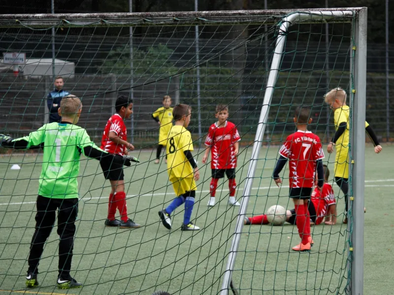 Spielszene der E2-Junioren des FC Viktoria München